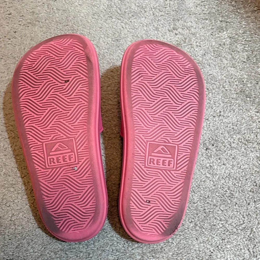 Reef Vibrant Pink Slide Sandals - Picture 5 of 5